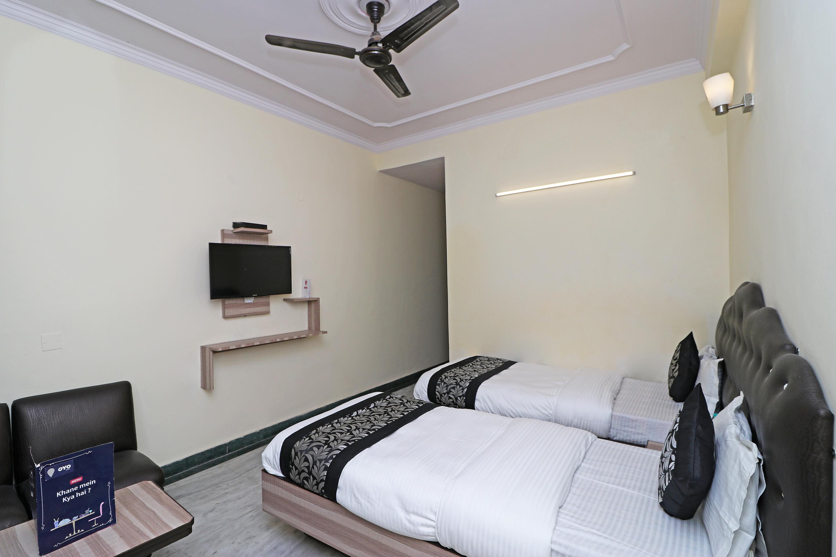 Adb Rooms Hotel Silver Shine New Delhi Extérieur photo