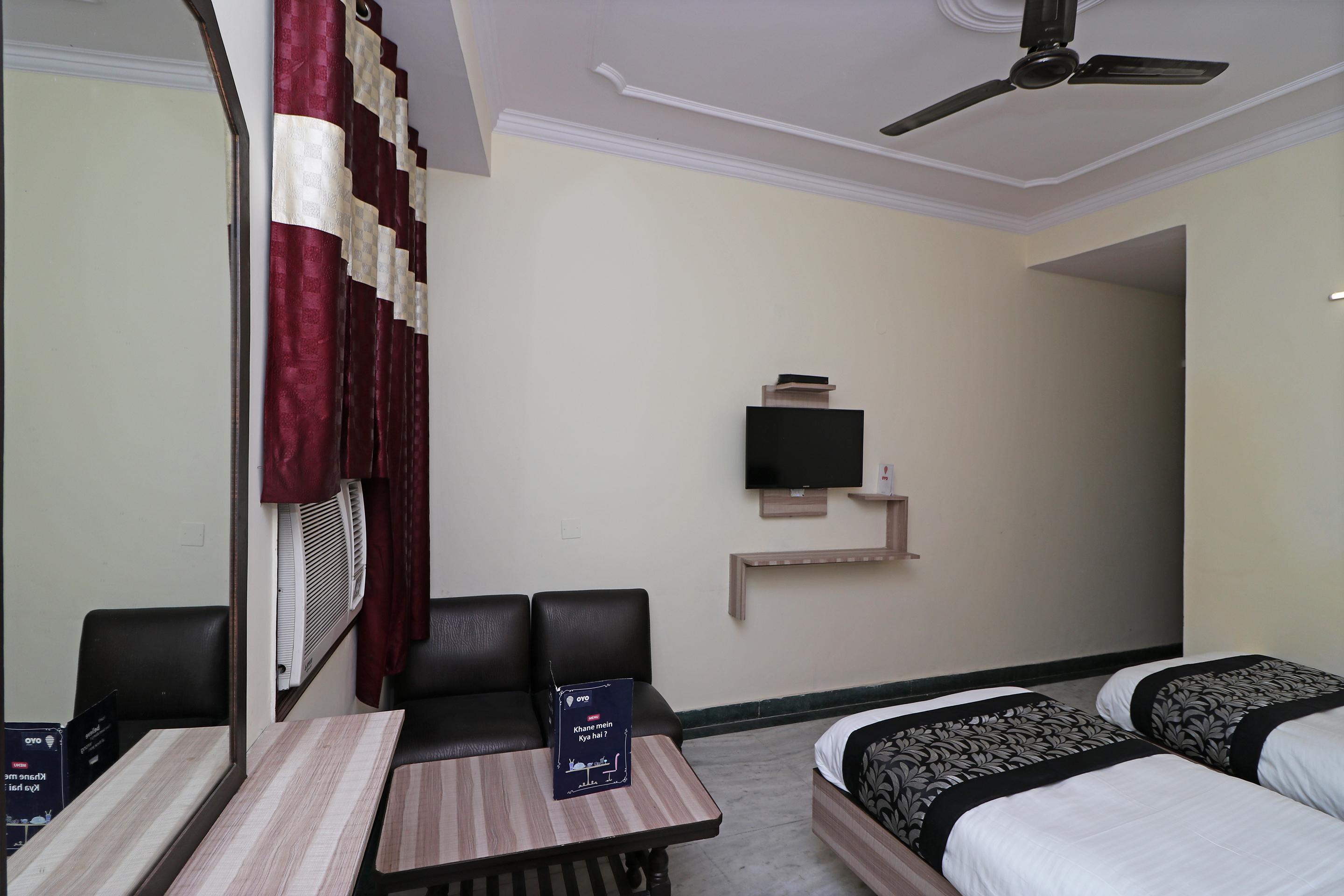 Adb Rooms Hotel Silver Shine New Delhi Extérieur photo